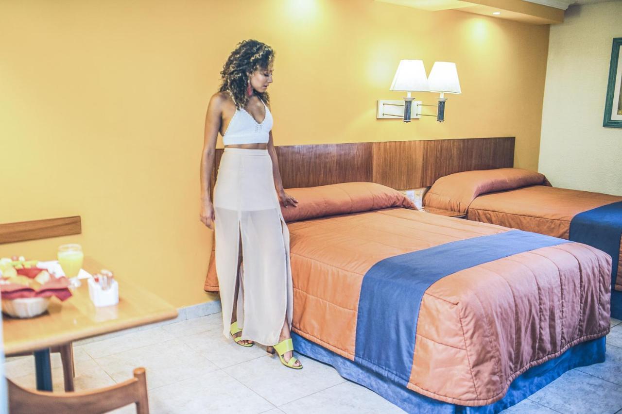 Hotel Jaragua Boca del Río Buitenkant foto